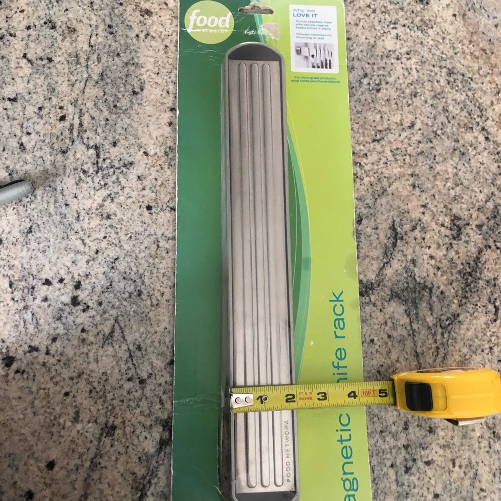 Magnetic Knife Rack - Picture 6 of 8
